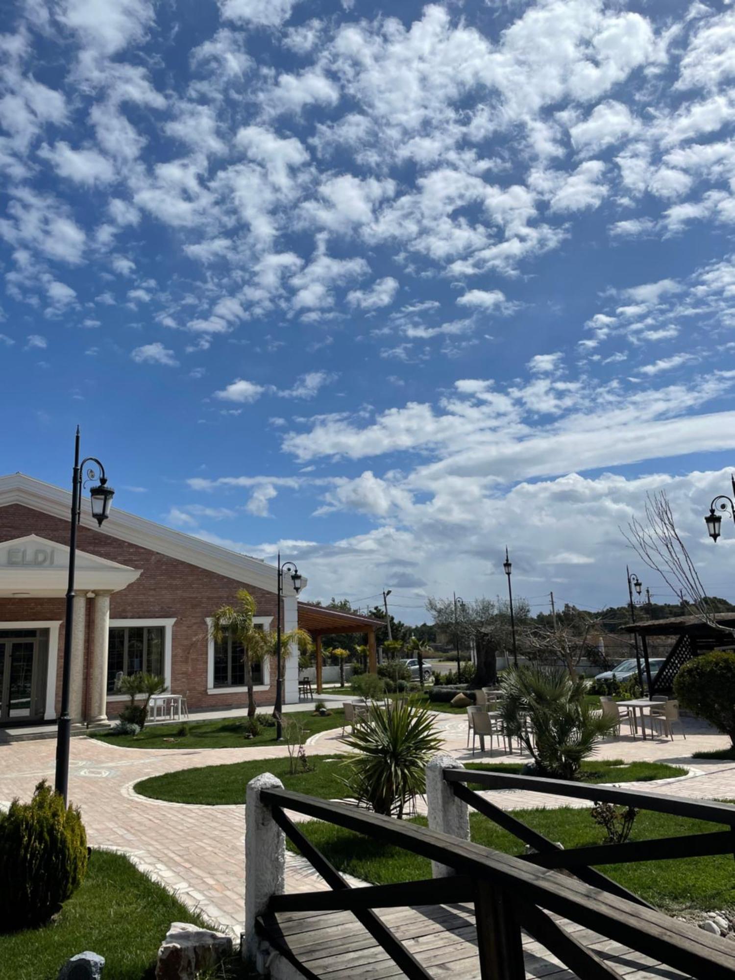 Agroturizem Eldi Hotel Fier Exterior foto